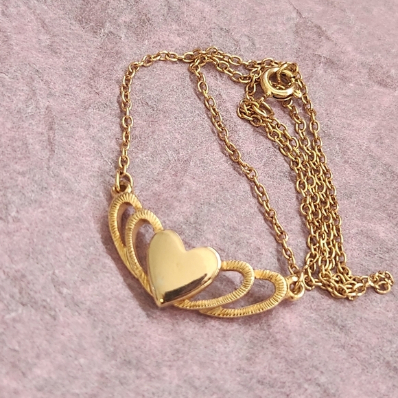 Gold Tone Heart Necklace - Picture 2 of 2